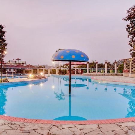 Treebo Premium Blue Mountain Country Club And Resort Siliguri Zewnętrze zdjęcie