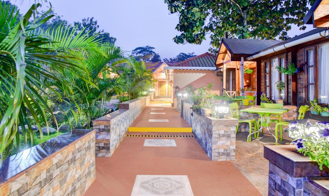 Treebo Premium Blue Mountain Country Club And Resort Siliguri Zewnętrze zdjęcie