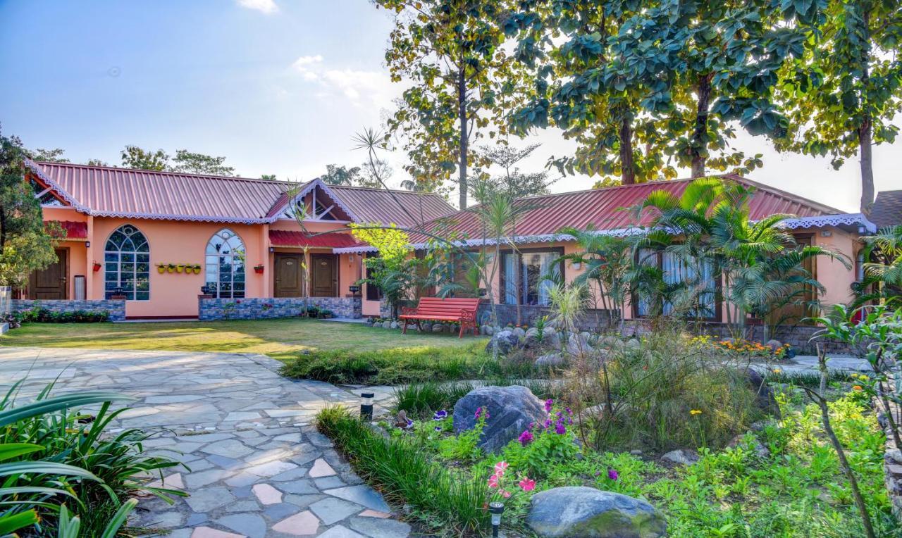 Treebo Premium Blue Mountain Country Club And Resort Siliguri Zewnętrze zdjęcie